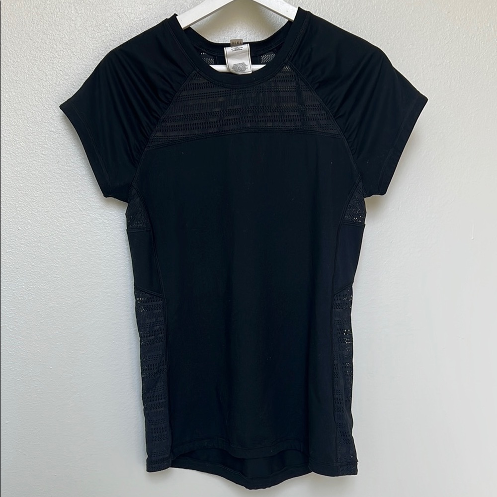 Roxy Women's Black Athletic Top with venting Size L